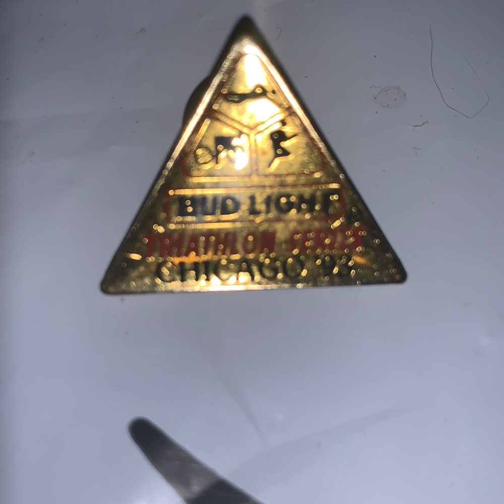 Vintage 90s Chicago US Triathlon Series BUD LIGHT Beer 1993 Button Brooch Pin